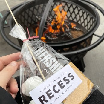 Recess - S'mores kit - American Near Me - Chicago, Illinois Recess - S'mores kit - American Near Me - Chicago, Illinois