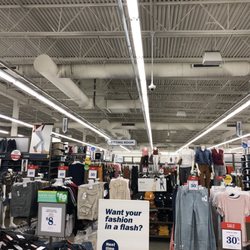 Old Navy - Interior