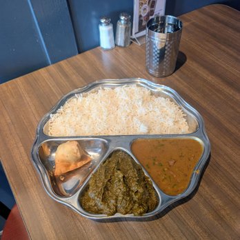 Naan Point - Lamb Saag Lunch Special - Indian Near Me - San Bruno, California Naan Point - Lamb Saag Lunch Special - Indian Near Me - San Bruno, California