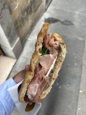 I' Girone De' Ghiotti by null