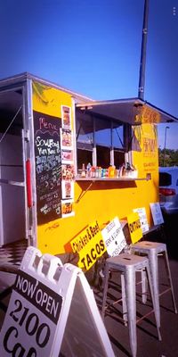 Mobile Yum Yum Food Truck & Catering by null