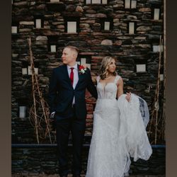 David's Bridal - @ellenmillerick_photography