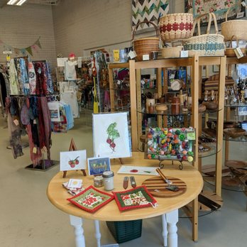 WomanCraft Handcrafted Gifts - Arts & Crafts Near Me - Chapel Hill, North Carolina
