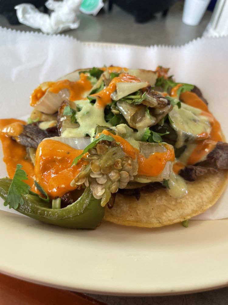 El Taco Encebollado