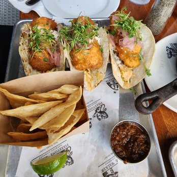 Firestone Walker Brewing- Buellton - Fish tacos - Brewpubs Near Me - Buellton, California