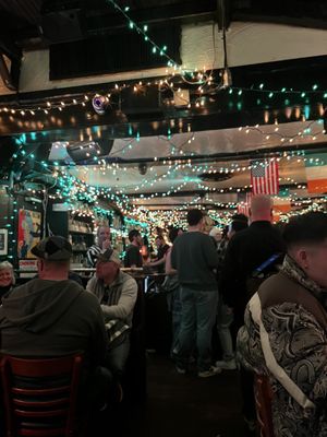 Molly's Shebeen Bar + Restaurant by null