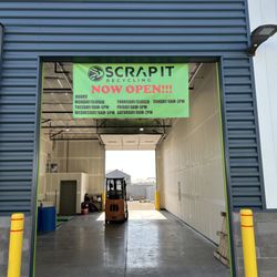 Scrap IT Recycling - Here is our entrance. Feel free to park inside so we can help you unload!