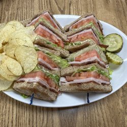 Tom's Country Cafe - Turkey club