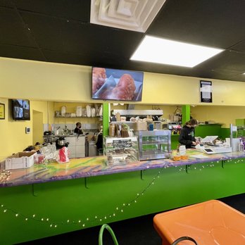 Sunshine Vegan Eats - View of kitchen - Vegan Near Me - Buffalo, New York