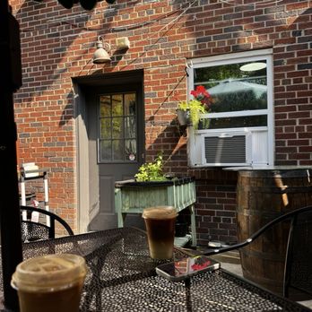 Happenstance Cafe - Back patio - Coffee & Tea Near Me - Pittsburgh, Pennsylvania Happenstance Cafe - Back patio - Coffee & Tea Near Me - Pittsburgh, Pennsylvania