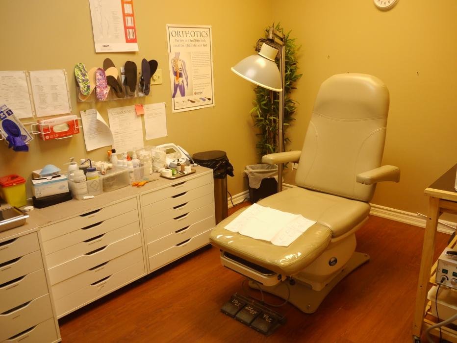 FOUNDATION CHIROPODY Updated September 2024 13 Photos 2155 Leanne