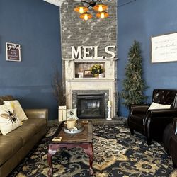 Mel’s Coffee House - Beautiful seating areas; love the atmosphere.