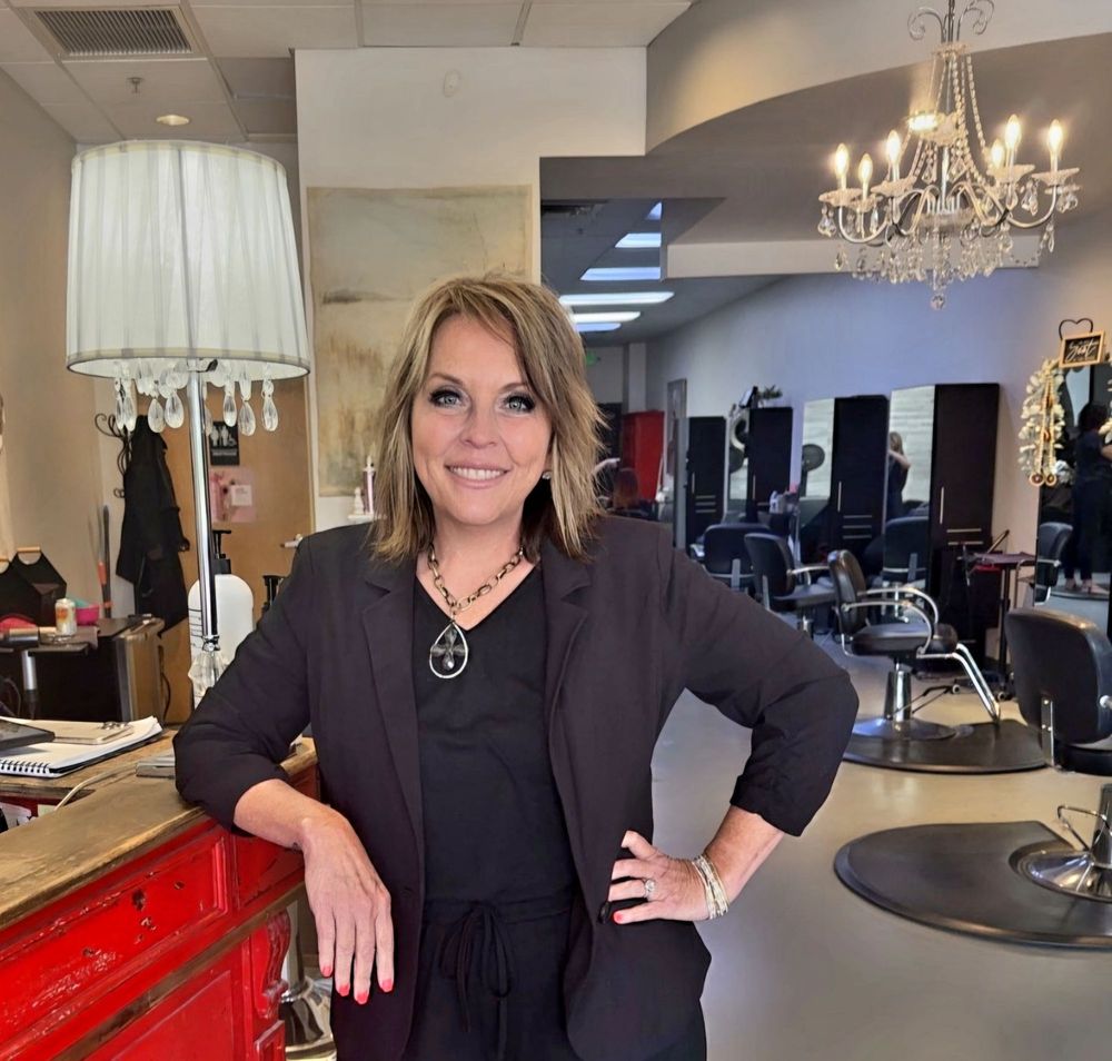 Salon Blonde Logo