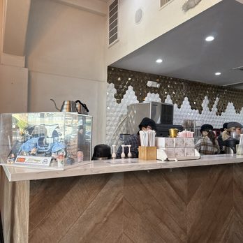 Phin Smith - Inside bar - Coffee & Tea Near Me - Garden Grove, California Phin Smith - Inside bar - Coffee & Tea Near Me - Garden Grove, California