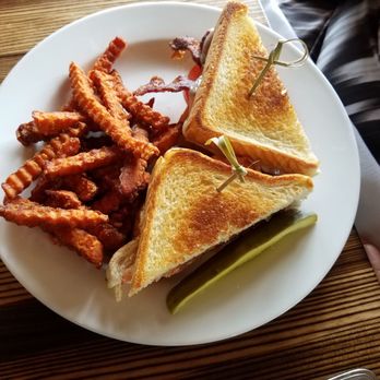 Tarrant's West - Grilled cheese w/ sweet potato fries - American Near Me - Richmond, Virginia Tarrant's West - Grilled cheese w/ sweet potato fries - American Near Me - Richmond, Virginia