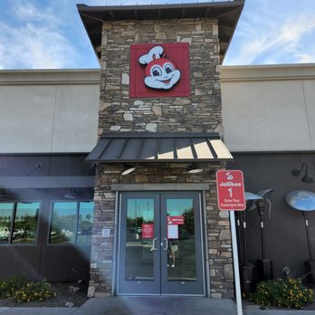 Jollibee - the front entrance of a restaurant - Chicken Shop Near Me - Chandler, Arizona