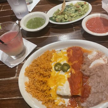 El Vecino - Enchilada night on wednesdays - $6.99 ~ is this real? - Tex-Mex Near Me - Dallas, Texas
