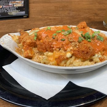 Flix Brewhouse - Des Moines - Buffalo Mac and Cheese - Breweries Near Me - Des Moines, Iowa