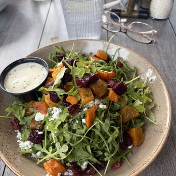 Leelynn's - Roasted Beet salad - Lounges Near Me - Ellicott City, Maryland Leelynn's - Roasted Beet salad - Lounges Near Me - Ellicott City, Maryland