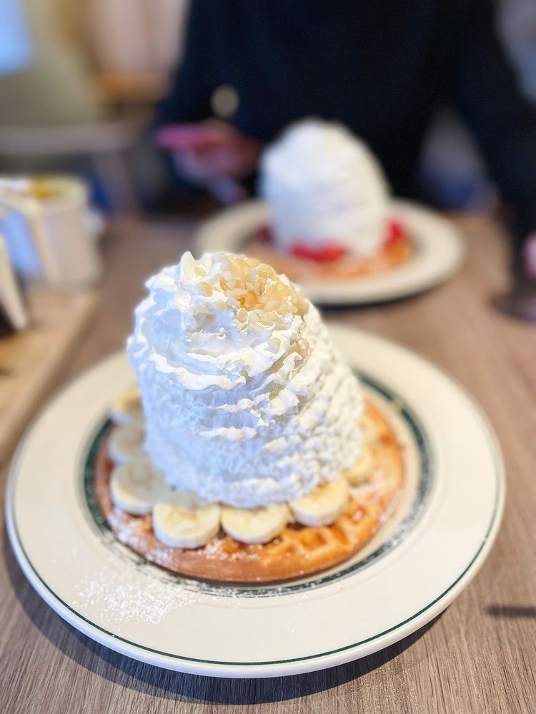 EGGS ‘N THINGS 原宿店 Updated September 2024 200 Photos & 63 Reviews