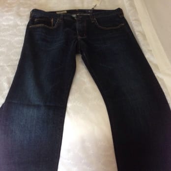 Jeans Jeans Jeans - Outlet Stores Near Me - Montreal, Quebec