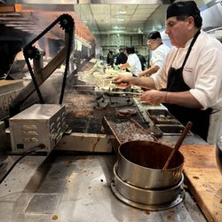 Houston's Restaurant - The important people