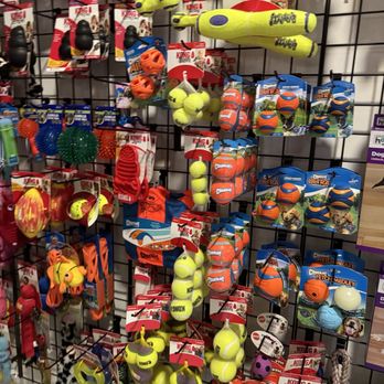 Ben's Barketplace - Midtown Sacramento - Pet Stores Near Me - Sacramento, California
