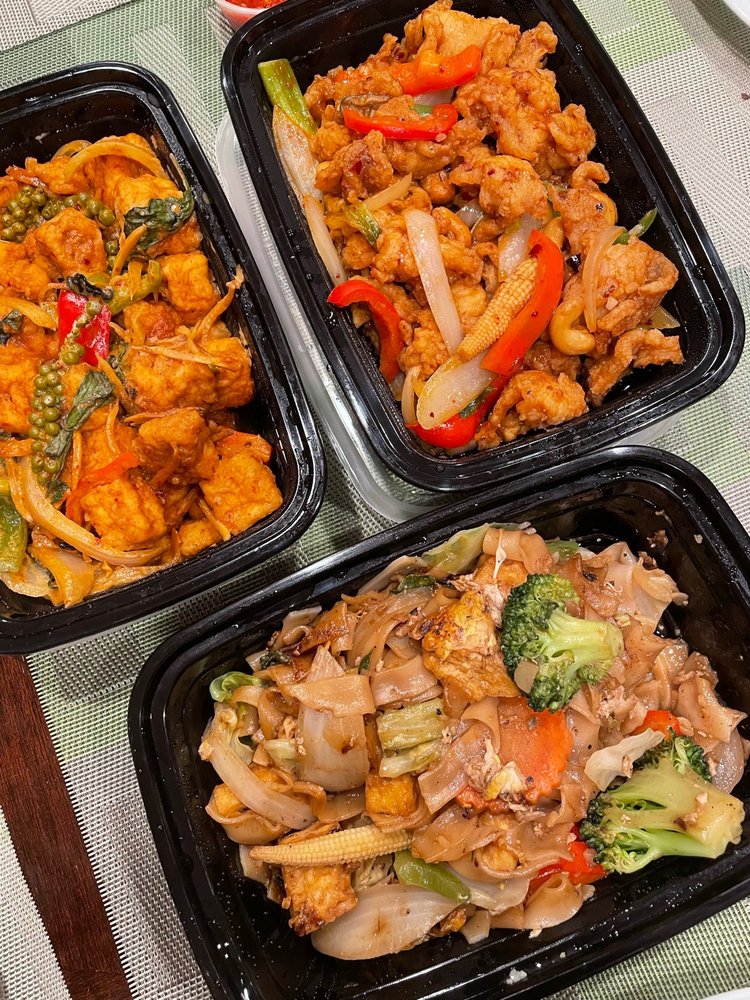 Pad See Eew Cashew Nut Chicken Spicy Peppercorn Tofu Sticky Rice Thai