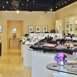 Woo's Skincare and Cosmetics