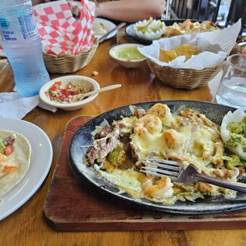 La Parrilla - Mexican Near Me - Playa del Carmen, ROO La Parrilla - Mexican Near Me - Playa del Carmen, ROO