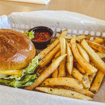 1906 Pub & Grill - 1906 Cheeseburger with fries - 1/3 lb angus beef, cheese, lettuce, tomato, pickle, 1906 sauce - Pubs Near Me - Beaumont, California 1906 Pub & Grill - 1906 Cheeseburger with fries - 1/3 lb angus beef, cheese, lettuce, tomato, pickle, 1906 sauce - Pubs Near Me - Beaumont, California