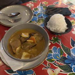 Yellow curry with beef, jasmine rice Yellow curry with beef, jasmine rice