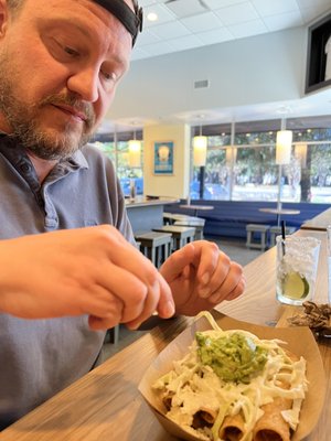 Taco Flats-Riata by null