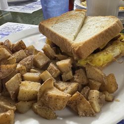 Wade’s Breakfast And Grille - Breakfast sandwich & home fries