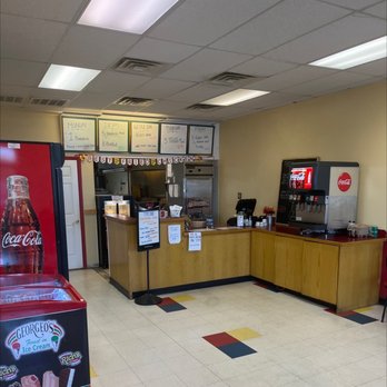 Kickn’ Chicken - Counter - Chicken Wings Near Me - Milford, Delaware Kickn’ Chicken - Counter - Chicken Wings Near Me - Milford, Delaware