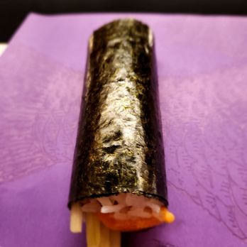 Temakase Hand Roll Bar - 2nd Ave - Spicy salmon - Sushi Bars Near Me - New York, New York