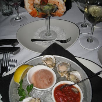 Metropolitan Grill - Small oysters but yummy! - American Near Me - Seattle, Washington Metropolitan Grill - Small oysters but yummy! - American Near Me - Seattle, Washington
