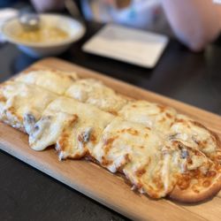 Truffle pizza