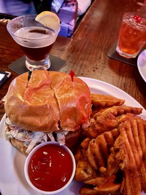Lucky 13 Pub by null
