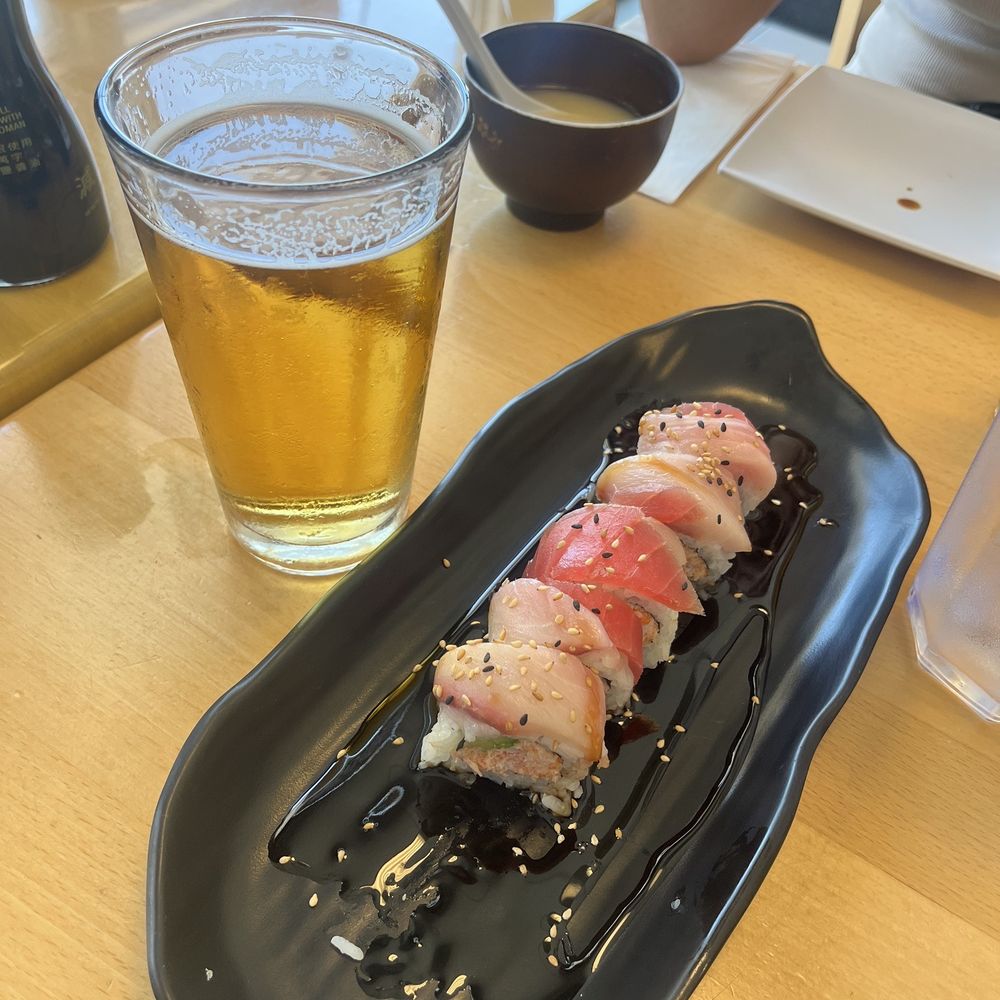39 Degrees - Rainbow Roll - Japanese Near Me - Long Beach, California 39 Degrees - Rainbow Roll - Japanese Near Me - Long Beach, California