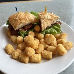 Takoda's Restaurant & Lounge - BLT sandwich with tater tots for the side