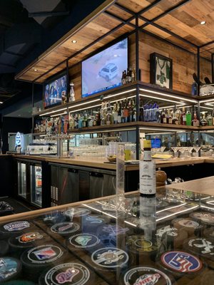 32 Bar & Grill by null