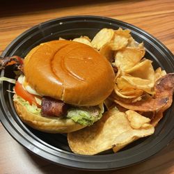 Babe's at Harbor Point - Southwest Grilled Chicken Sandwich