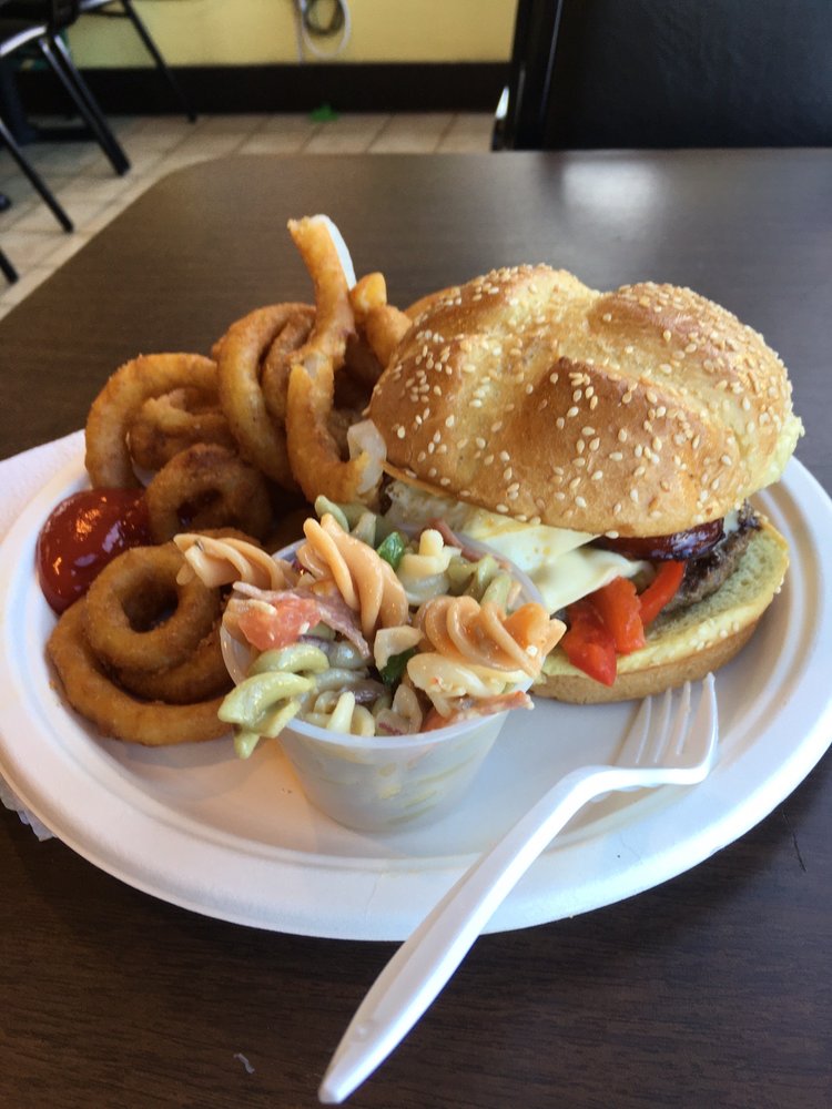 YELLOW SUB SHOP Updated April 2024 19 Reviews 73 Pleasant St