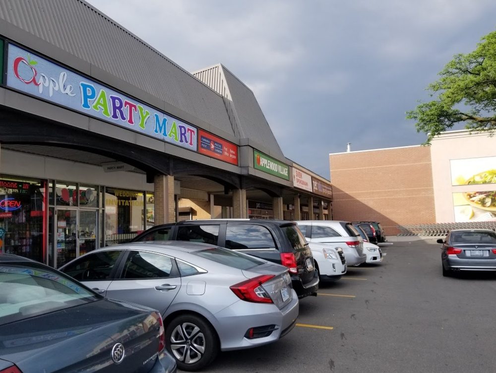 APPLEWOOD PLAZA 1077 N Service Rd, Applewood, Ontario Shopping