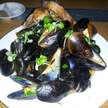 Alta Strada - Mussels appetizer - Italian Near Me - Mashantucket, Connecticut