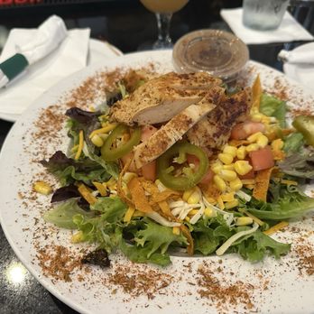 Robin Hood Brewing - Southwest chicken salad. Absolutely delicious! - Pizza Near Me - Bellefonte, Pennsylvania Robin Hood Brewing - Southwest chicken salad. Absolutely delicious! - Pizza Near Me - Bellefonte, Pennsylvania