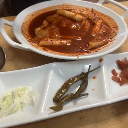 Tteokbokki (rice cake and fish cake)