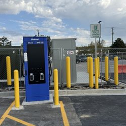 Walmart Supercenter - EV chargers