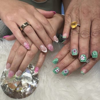 Mount Rose Nail Lounge - 5 star service! Complementary snacks, beverages and always making sure we were happy. Can't recommend this salon enough! - Nail Salons Near Me - Reno, Nevada Mount Rose Nail Lounge - 5 star service! Complementary snacks, beverages and always making sure we were happy. Can't recommend this salon enough! - Nail Salons Near Me - Reno, Nevada
